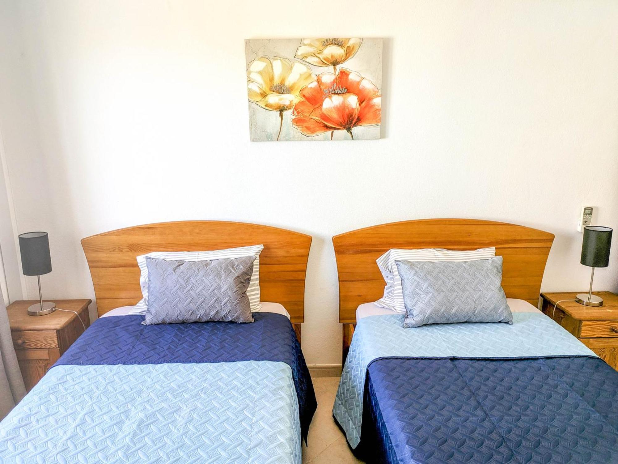 Two Bedroom Apartment - 110M2, Ac, Terrace, Wi-Fi Lagos Kültér fotó
