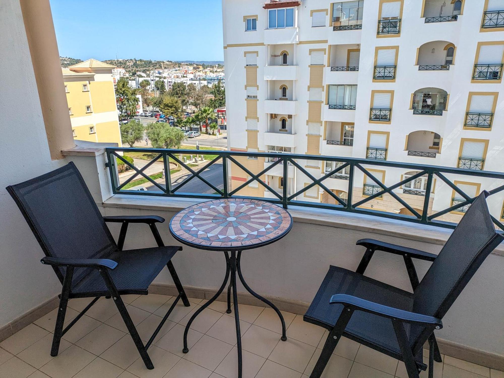 Two Bedroom Apartment - 110M2, Ac, Terrace, Wi-Fi Lagos Kültér fotó
