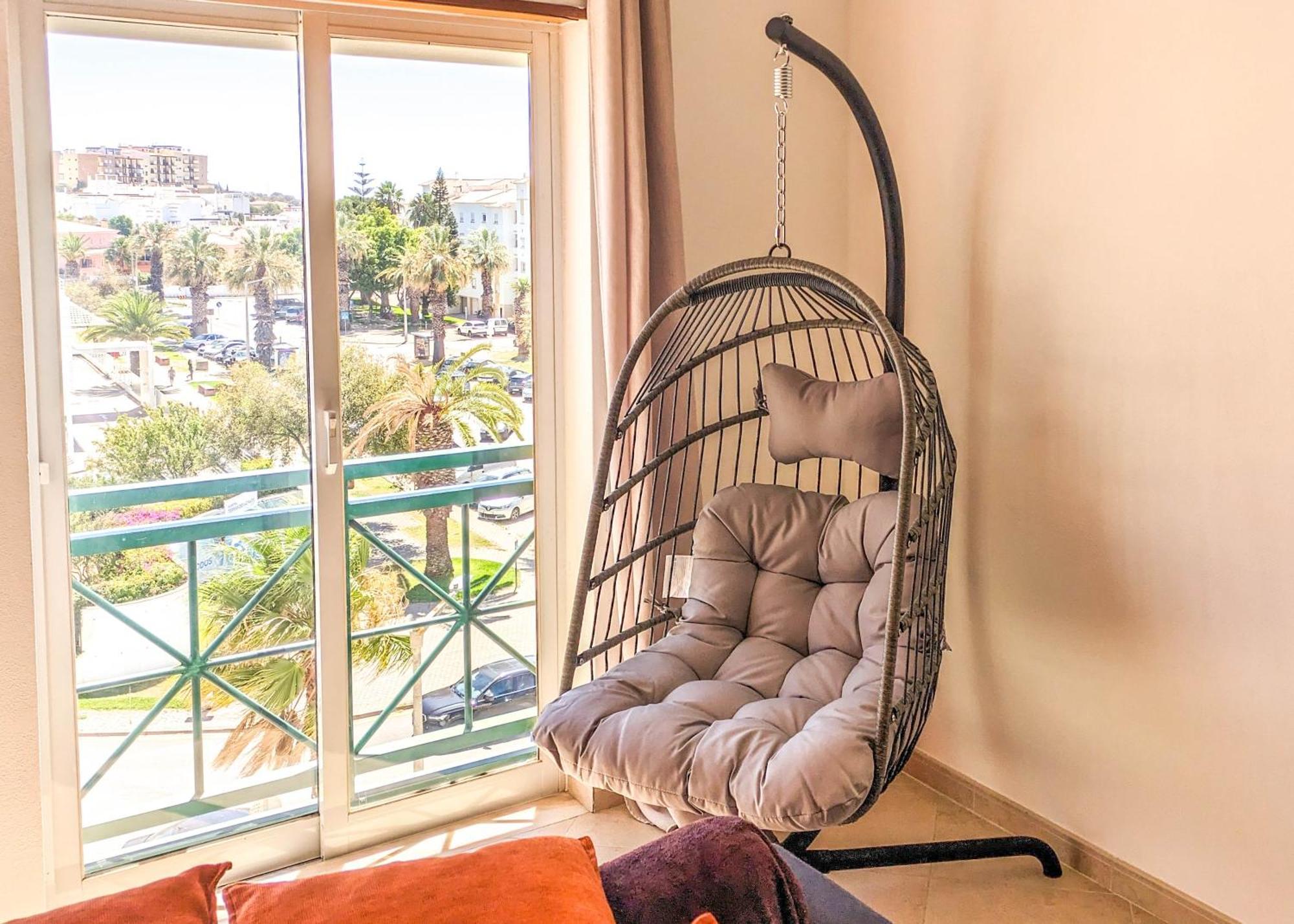 Two Bedroom Apartment - 110M2, Ac, Terrace, Wi-Fi Lagos Kültér fotó
